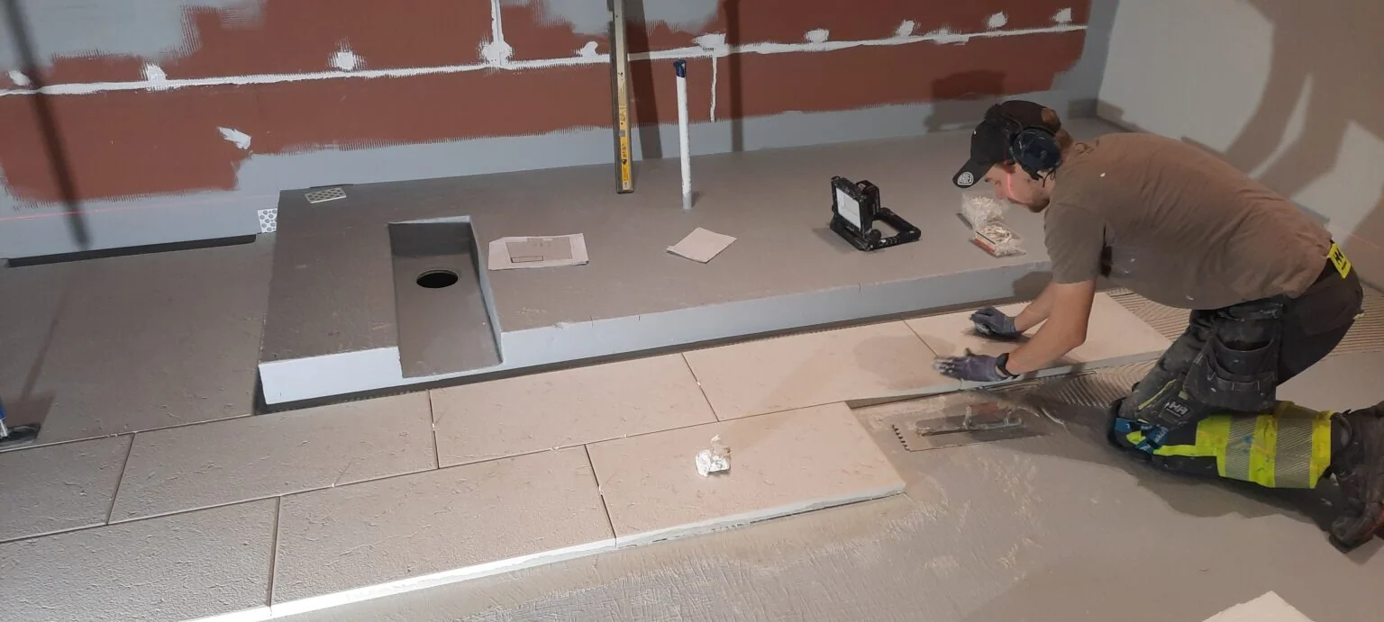 Kosteusvauriokorjaukset turvallisesti ja tehokkaasti Järvenpäässä.